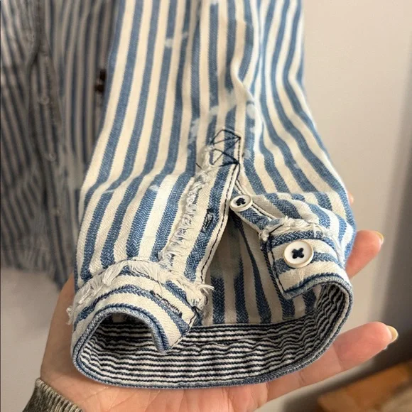 FREE PEOPLE DISTRESSED RAILROAD STIPE BUTTON DOWN - Picture 5 of 6